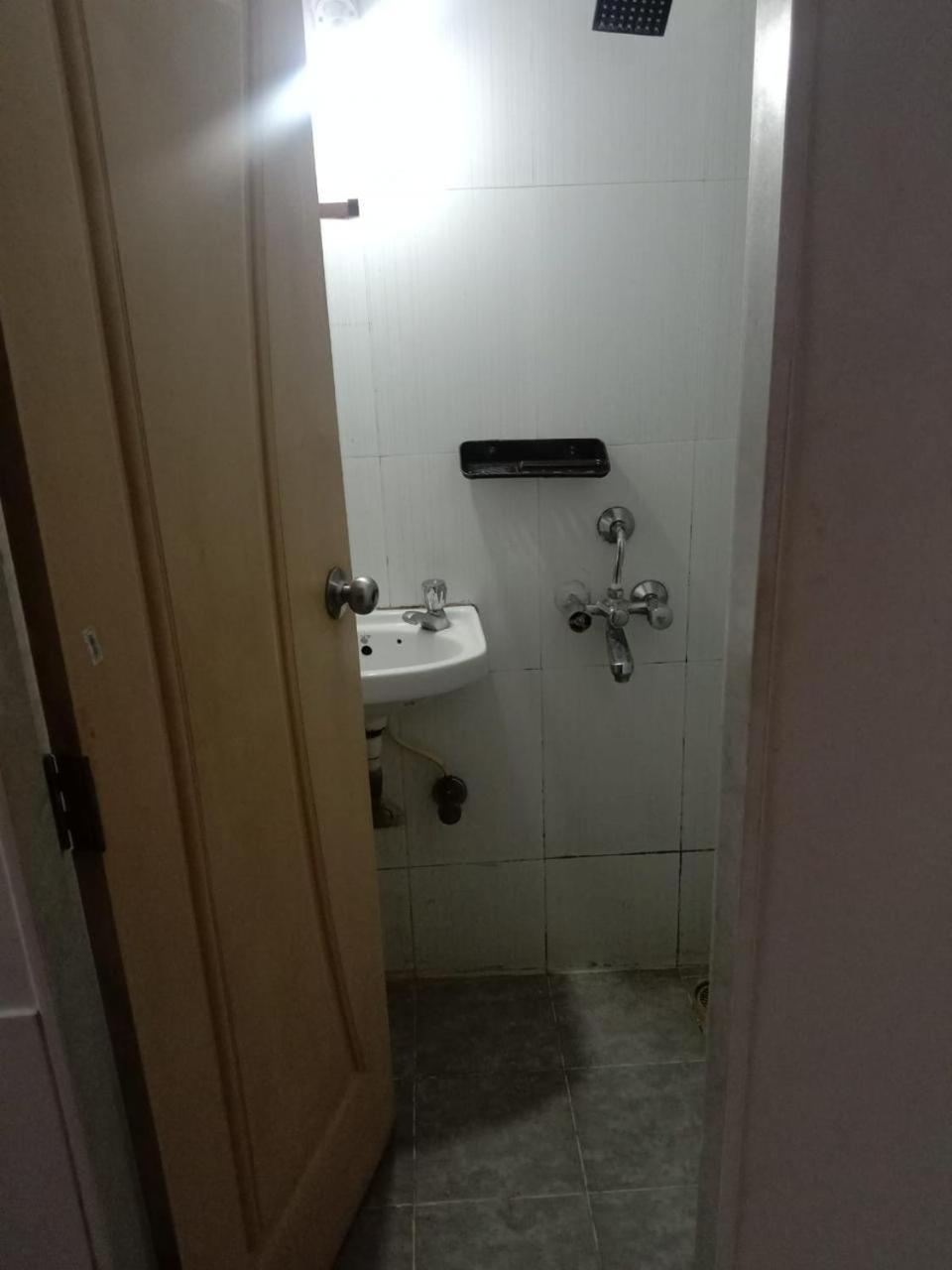Srujan Sarai Service Apartment Bombaim Exterior foto